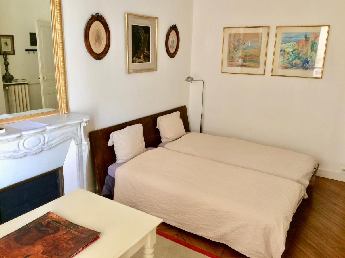 Charming Bedroom Privatunterkunft Paris